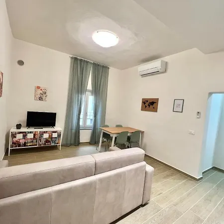 Casa S Trinita 15 Min Train Station, Visit Tuscany